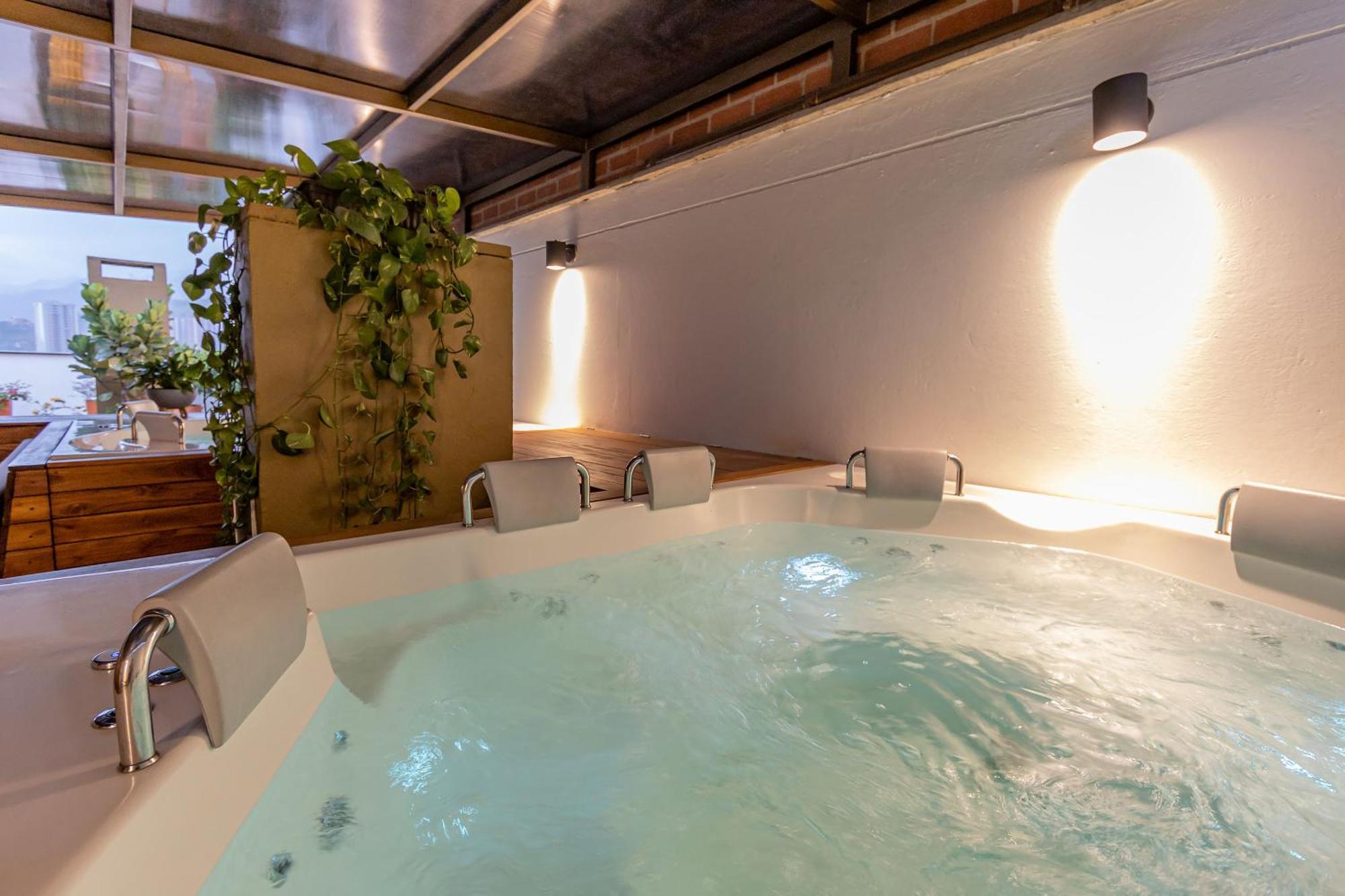 Prada Hotel Bello