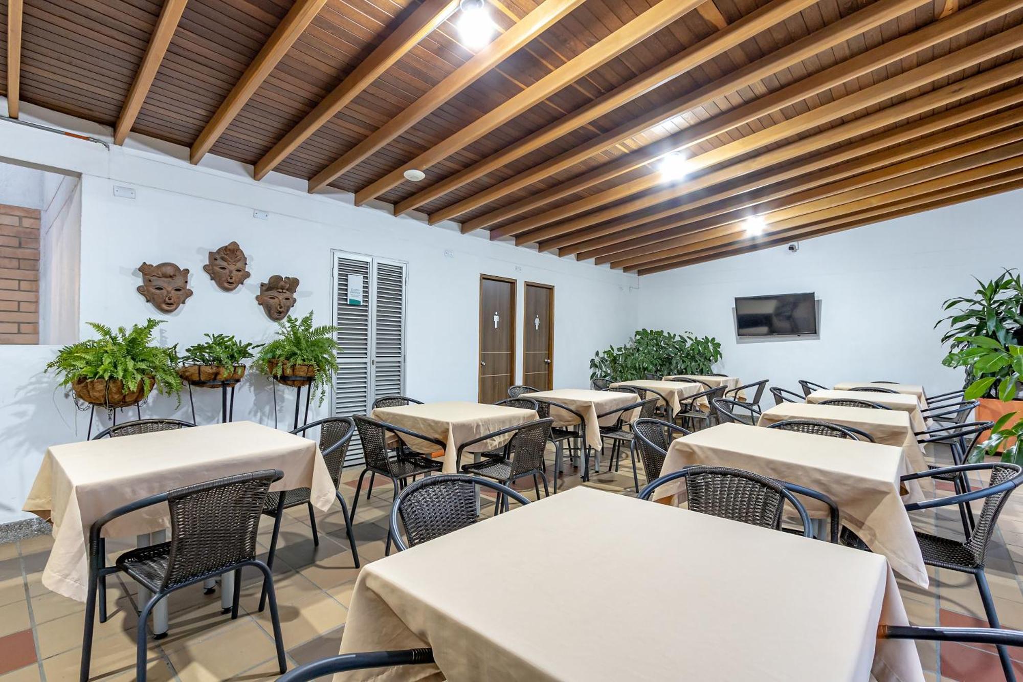 Hotel Prada Bello