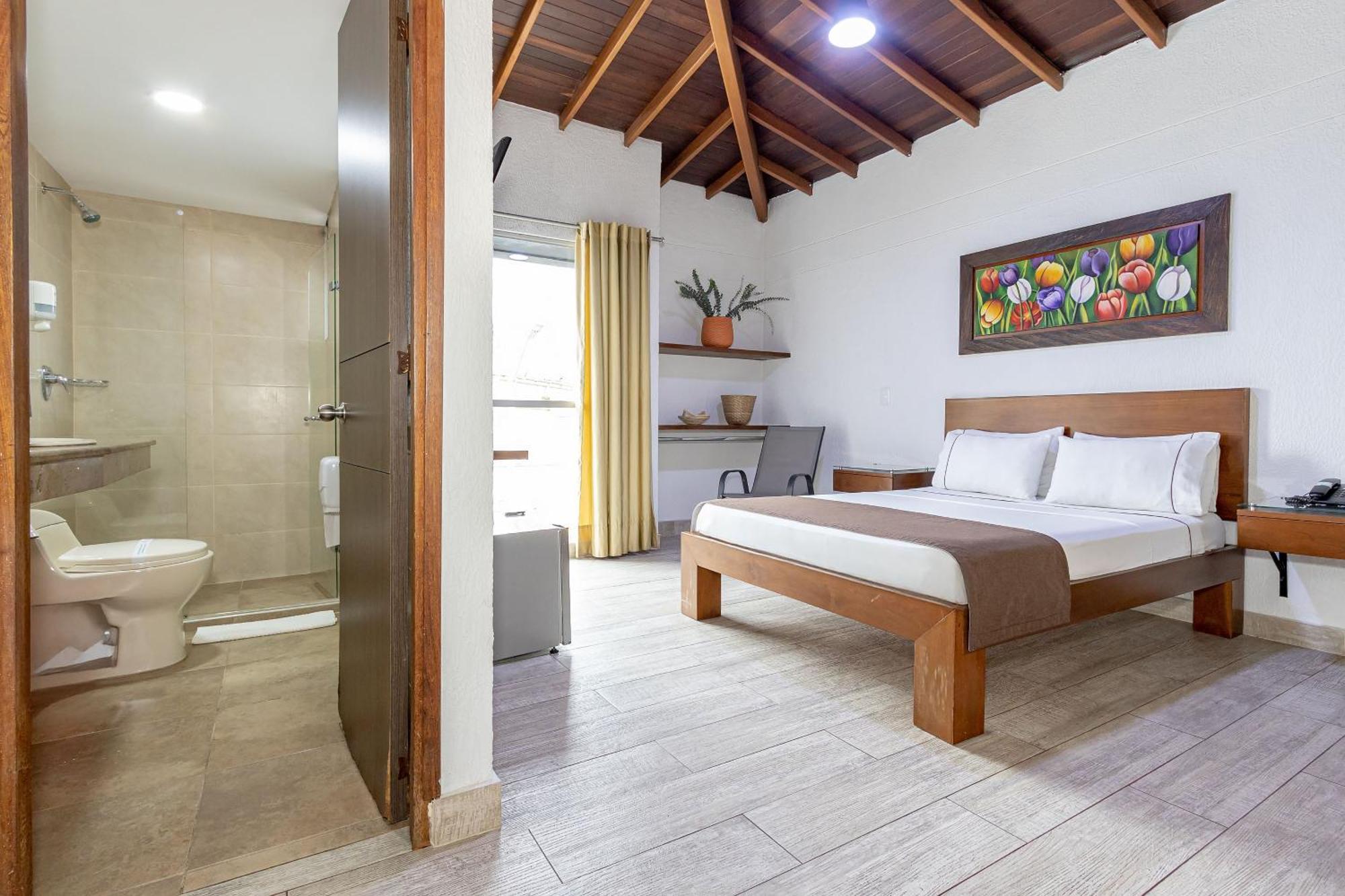 Hotel Prada 3*